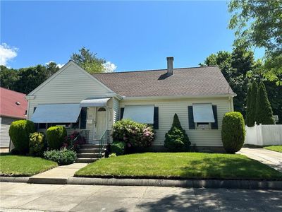 231 Gray St, Providence, RI, 02909
