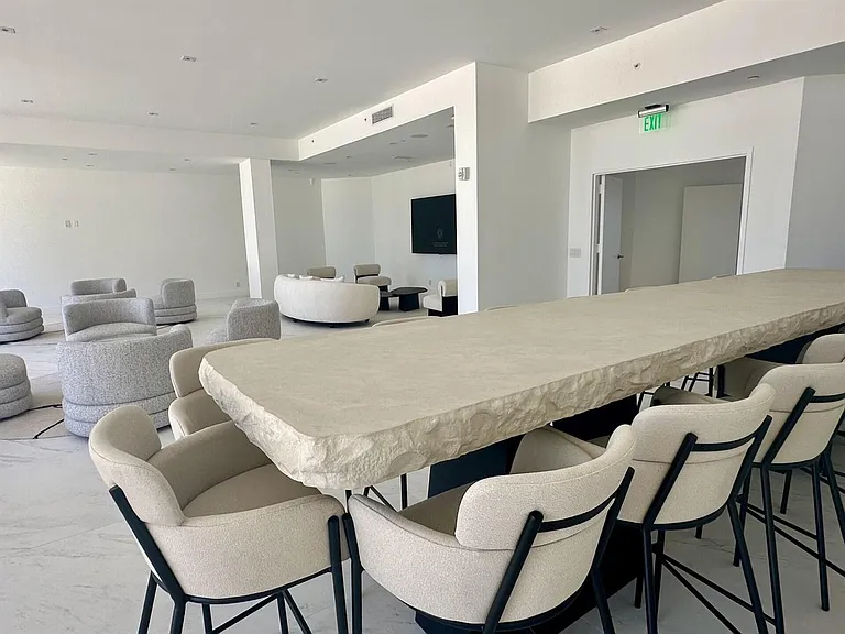 4201 N Ocean Blvd #C1608 — Photo 29