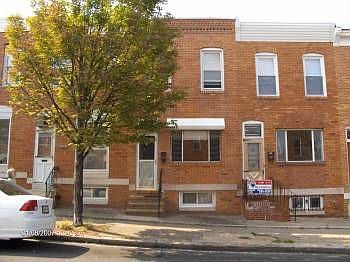 2nd image of 3513 E Fairmount Ave