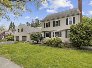 90 Village St, Marblehead, MA 01945