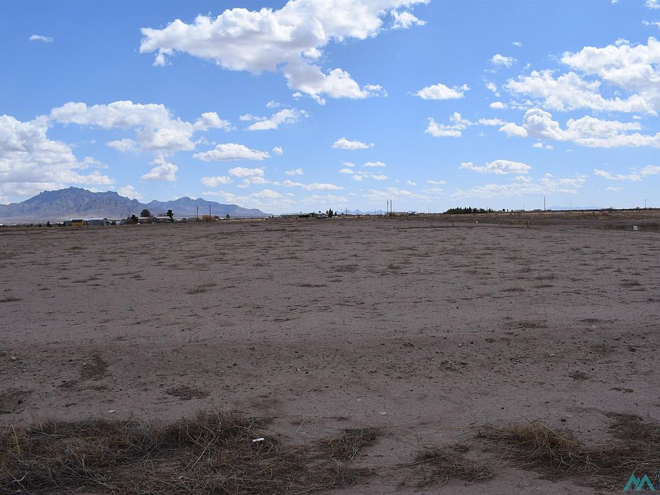 2nd image of Grulla Mountain Rd SE