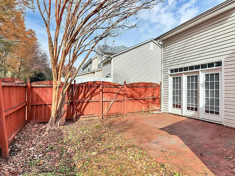 141 Ross Moore Ave — Photo 14
