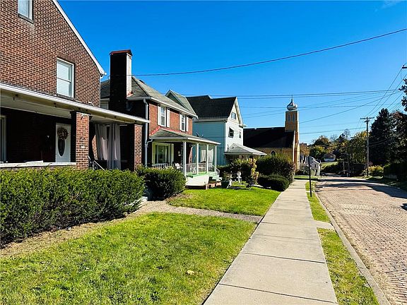 3rd image of 435 Catharine St