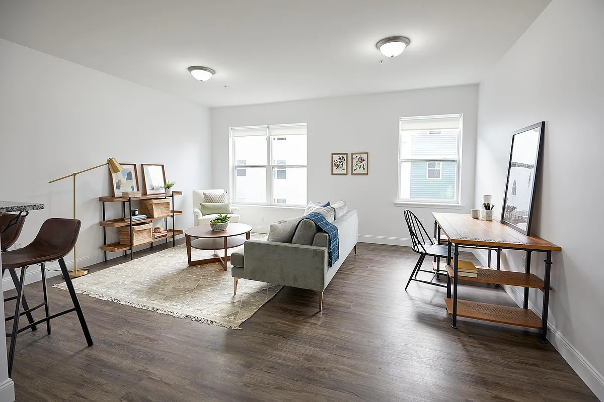 Large 1-Bedroom - The Linden