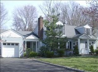 1291 Knollwood Rd, Mountainside, NJ 07092