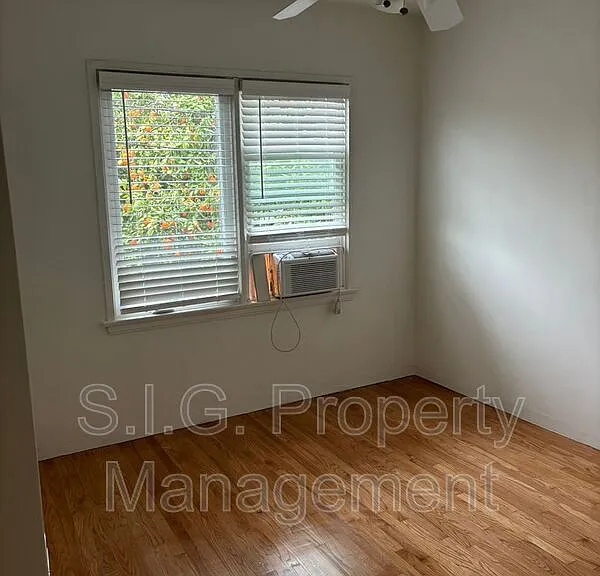 1151 Western Ave #C — Photo 10
