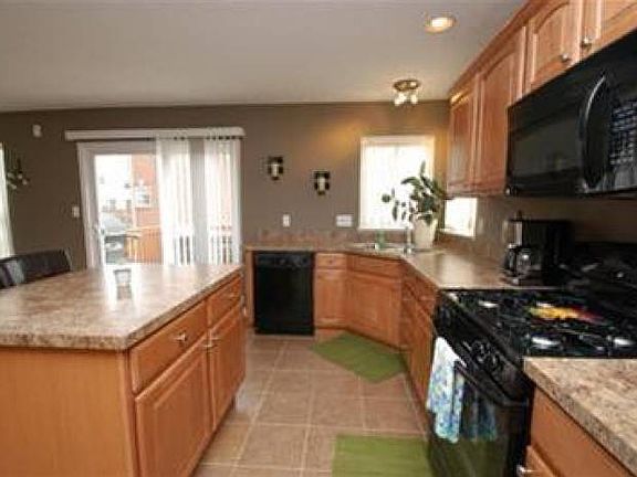 3rd image of 7530 Centennial Falls Ln