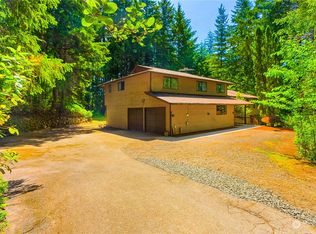1840 SE Van Skiver Rd, Pt Orchard, WA 98367