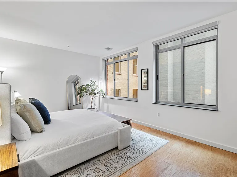 25 McWilliams Pl — Photo 10