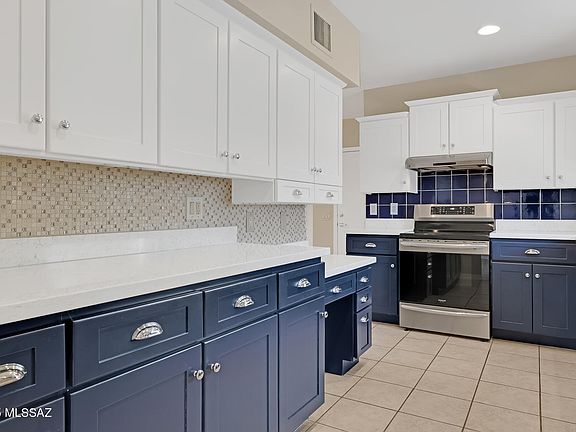 5th image of 64229 E Orangewood Ln