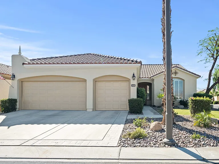 80097 Avenida Santa Olivia — Photo 2