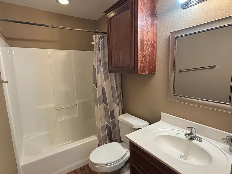 3300 N Juan St — Photo 13