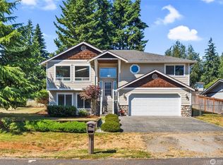 2926 Newell Rd, Camano Island, WA 98282