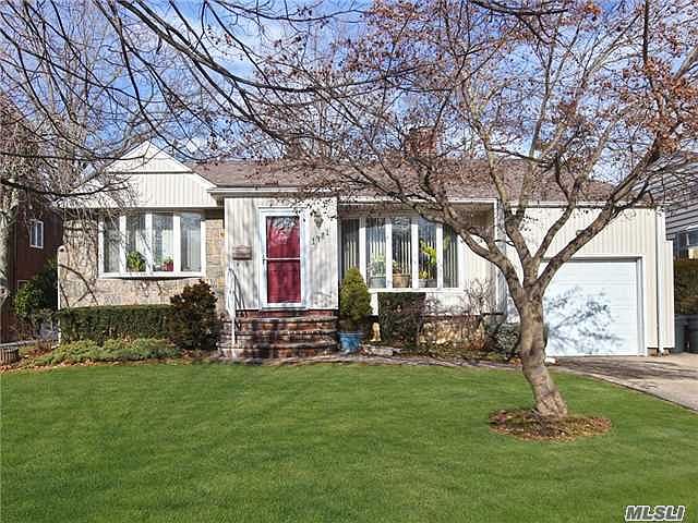 1st image of 1481 Sherwood Dr