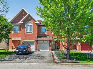 551 Louis Toscano Dr, Ottawa, ON K4A0A8