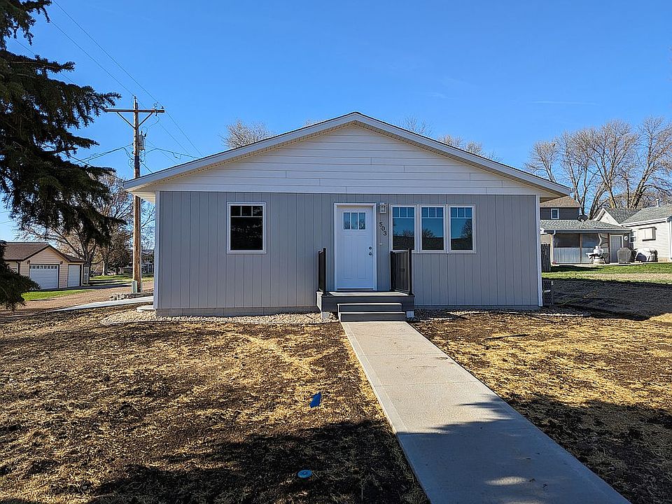 503 E 13th St, Yankton, SD 57078 Zillow