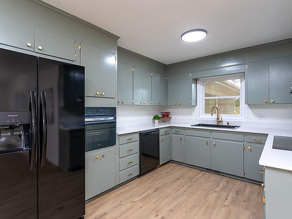 4th image of 194 Furney Pearce Rd