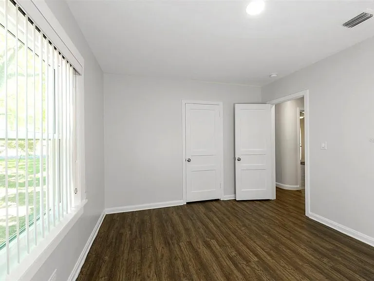 1210 N Donnelly St — Photo 21