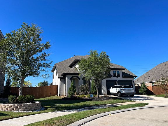 3rd image of 12422 Thorntonhall Dr