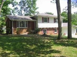 2604 Deer Pl, Greensboro, NC 27407