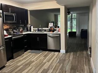 2810 SW 87th Ave APT 902, Davie, FL 33328