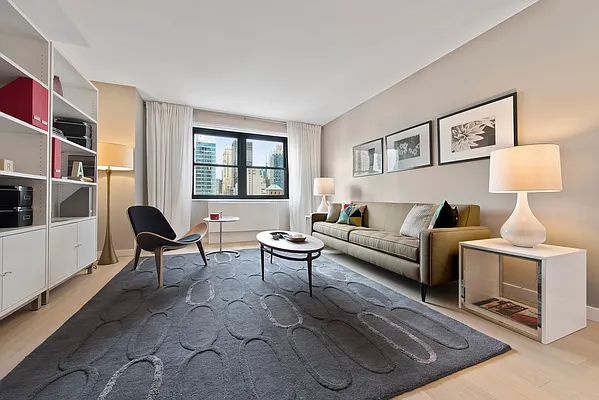 Rented by Douglas Elliman Development Marketing | media 34