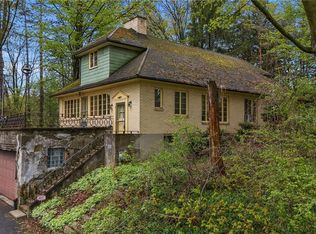 12979 Bullis Rd, East Aurora, NY 14052