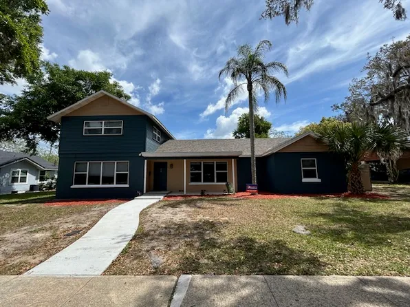 414 Texas Ave, Tavares, FL 32778