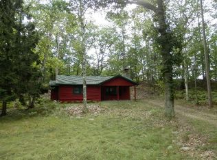 6005 Lakeshore Rd, Manistee, MI 49660