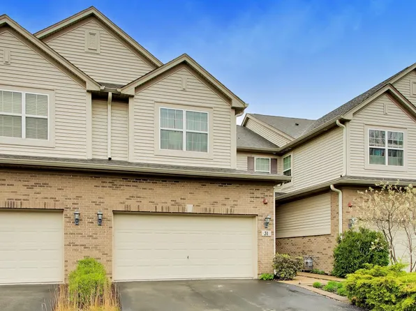 31 Oak Creek Ct, North Aurora, IL 60542