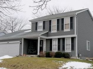 1393 Fountain Green Dr, Crystal Lake, IL 60014