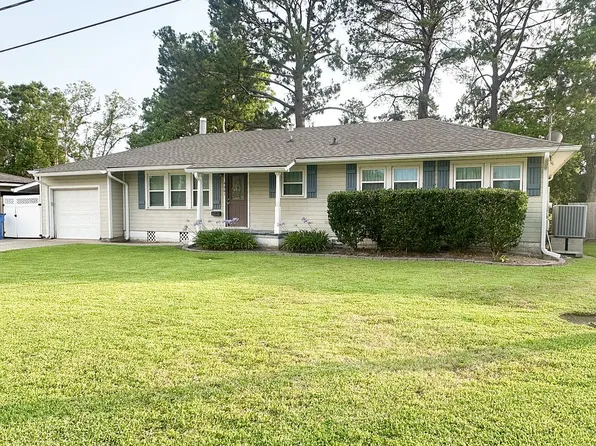 4005 Mount St, Berwick, LA 70342