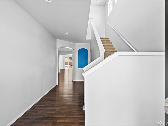 3rd image of 18914 110th Avenue Ct E