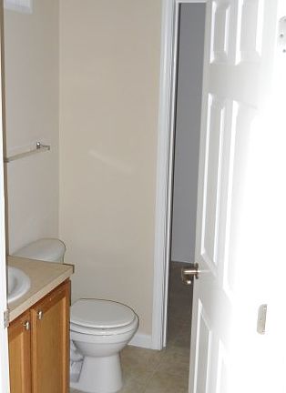 3rd image of 1241 N Saint Johns St