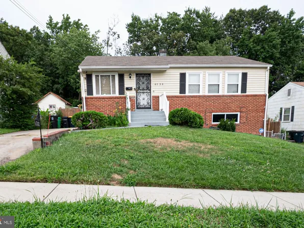 6730 Darby Rd, Hyattsville, MD 20784