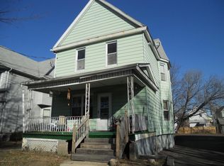 77 W Union St, Kingston, PA 18704