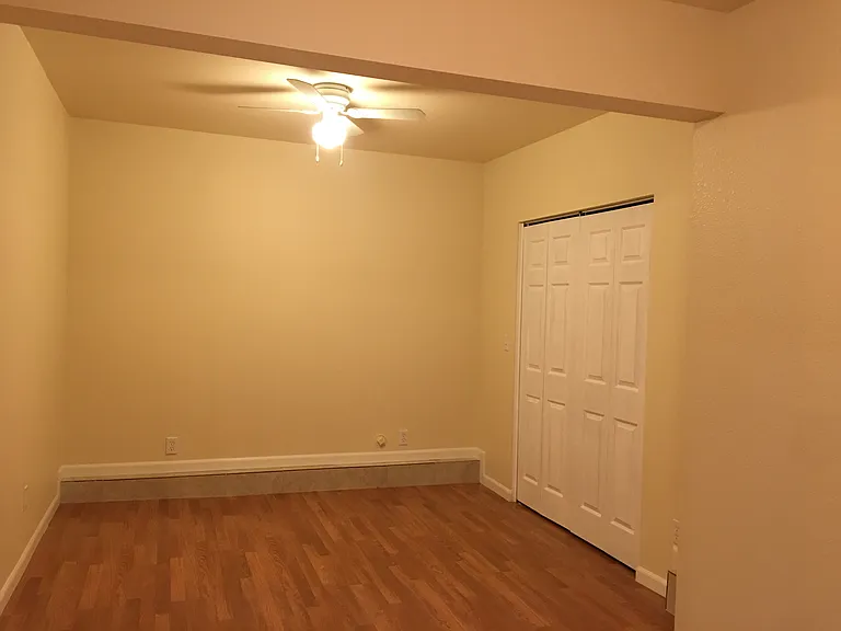16840 Bell Ave — Photo 10
