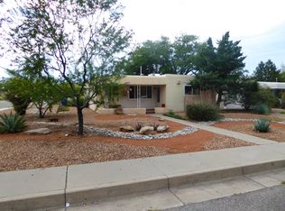 1301 Lafayette Dr NE, Albuquerque, NM 87106
