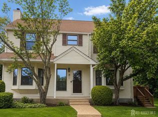 1805 Deerfield Dr, Edison, NJ 08820