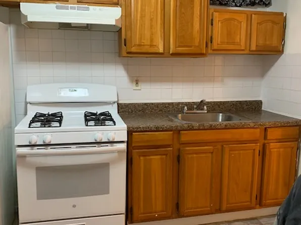 1122 Croes Ave Floor Basement, Bronx, NY 10472