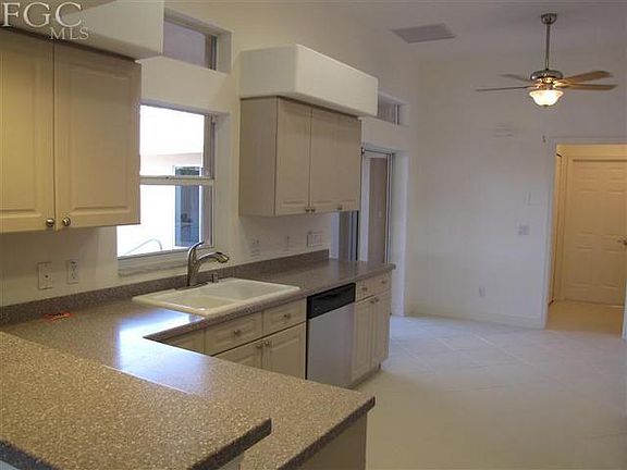 3rd image of 1414 SE 1st Ter
