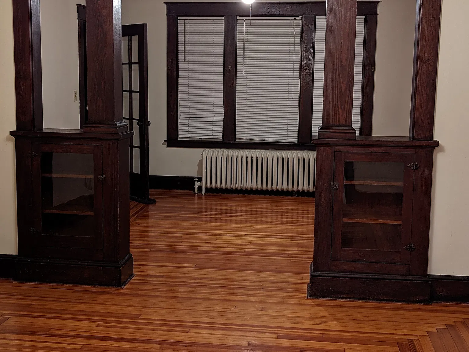 2 bed, 1050 sqft, $1,995 — Photo 4