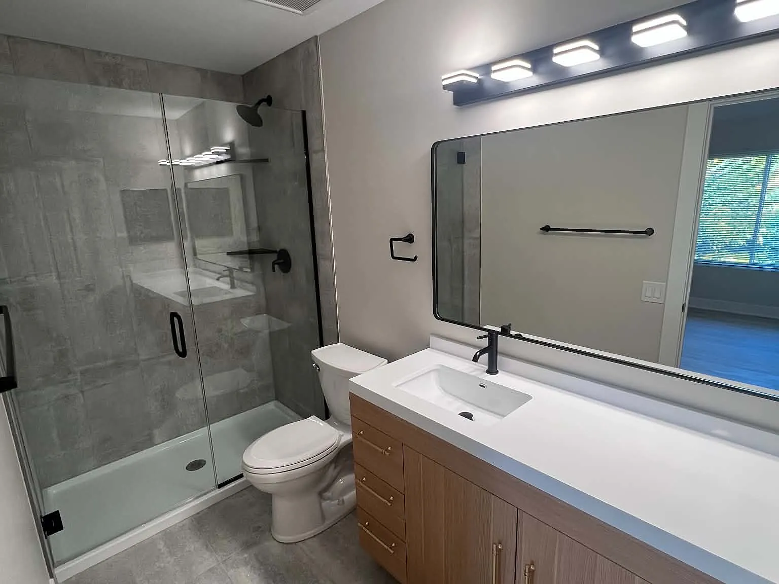 2 bed, 2.5 bath, 1324 sqft, $2,600 — Photo 4