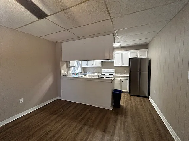 603 Thornhill Dr — Photo 3