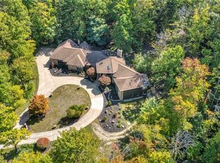 8225 Eagle Ridge Dr, Concord Township, OH 44077