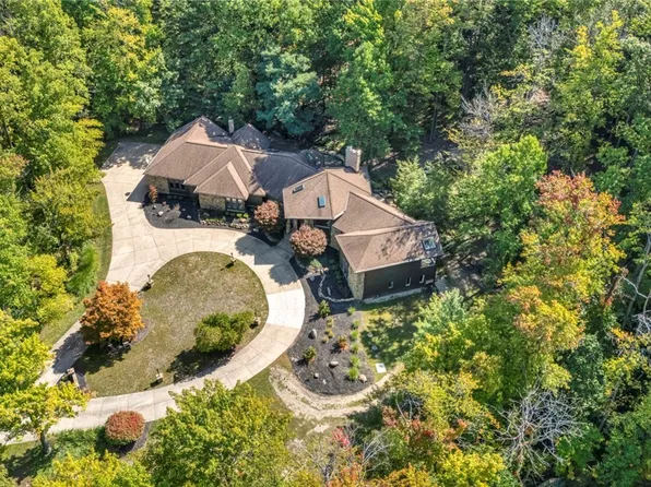 8225 Eagle Ridge Dr, Painesville, OH 44077