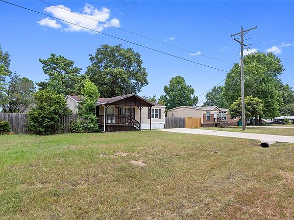 2nd image of 9642 Live Oak Trl
