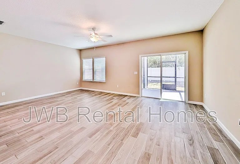 1635 Pottsburg Point Dr — Photo 6
