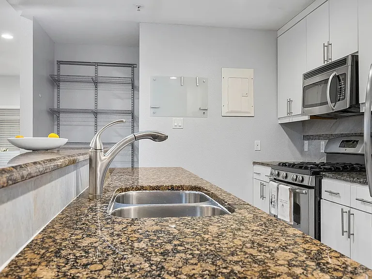 503 Swanee Dr #13 — Photo 13