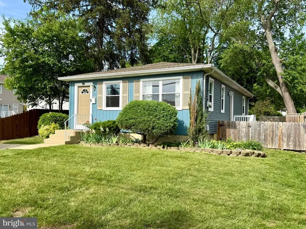 207 N Albertson Ave, Magnolia, NJ 08049